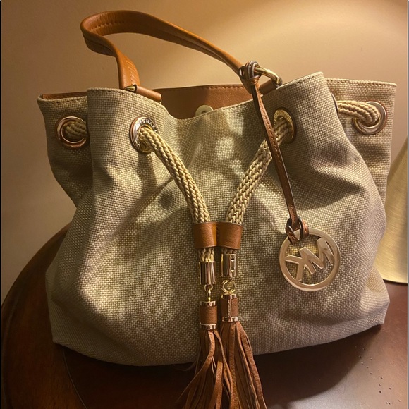 Michael Kors handbag - Picture 2 of 4